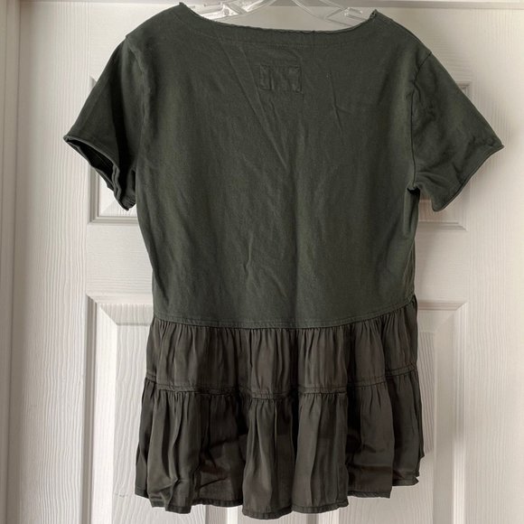 Maeve army green tiered v-neck, XS - Picture 2 of 5